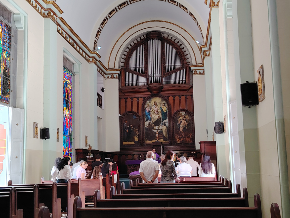 capilla-cementerio-san-pedro