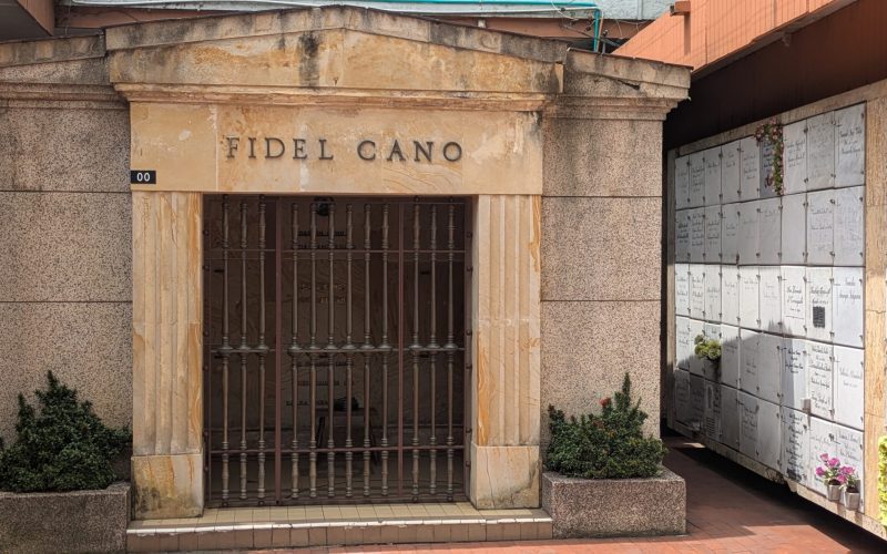 Mausoleo fidel cano